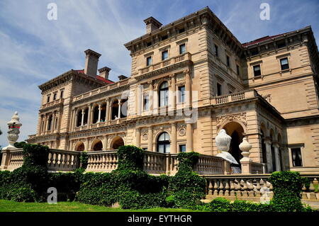 Newport, Rhode Island : The Breakers (1895), conçue par Richard Morris Hunt pour de Cornelius Vanderbilt II * Banque D'Images