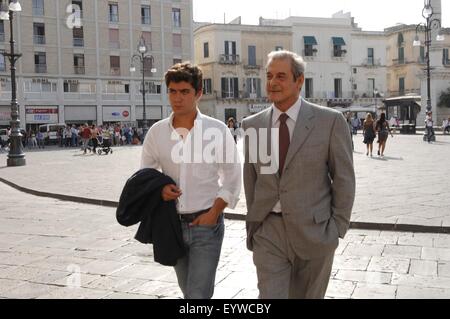 Mine Vaganti Année : 2010 ; Italie ; Réalisateur : Ferzan Ozpetek ; Riccardo Scamarcio, Ennio Fantastichini ; Photo : Romolo Eucalitto / Fandango Banque D'Images