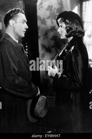 Arc de triomphe ; Année : 1948 ; USA Réalisateur : Lewis Milestone ; Charles Boyer, Ingrid Bergman Banque D'Images