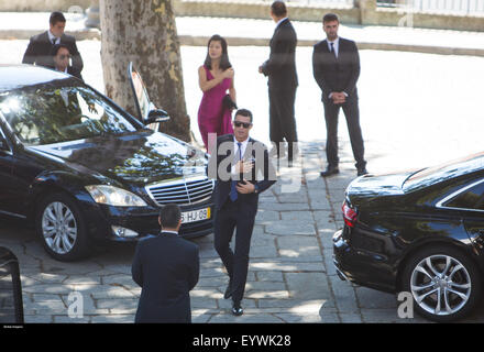 Porto, Portugal. 09Th Aug 2015. Jorge Mendes da Foz Mariage à l'église l'arrivée de Cristiano Ronaldo Crédit : Rui Oliveira / Global Images/Atlantico Press/Alamy Live News Banque D'Images