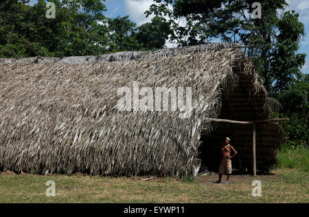 Les Huaorani au Parc National Yasuní, Amazon, Equateur, Amérique du Sud Banque D'Images