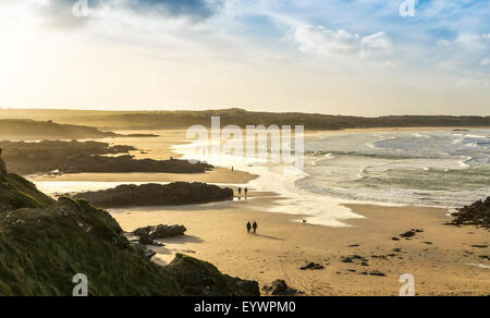 Lever du soleil à Gwithian Beach, Cornwall, Angleterre, Royaume-Uni, Europe Banque D'Images