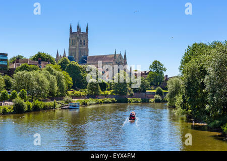 La Cathédrale de Worcester et la rivière Severn Bridge de Worcester, Worcester, Worcestershire, Angleterre, RU Banque D'Images