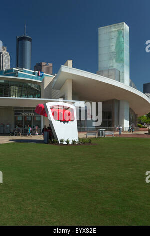 Décapsuleur GÉANT WORLD OF COCA COLA MUSEUM (©ROSSER 2005 FABRAP) PEMBERTON PLACE ATLANTA GEORGIA USA Banque D'Images