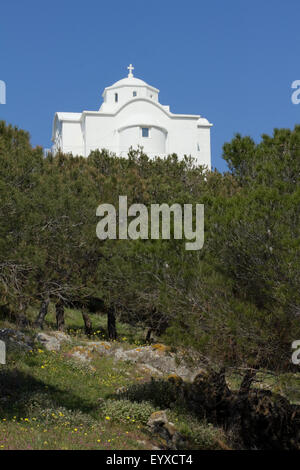Chapelle d'Agios Nikolaos (Saint Nicolas), patron des marins, sur le sommet d'une colline à Myrinas' ville port. L'île de Lemnos, Grèce Banque D'Images