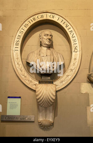 Buste de Jonathathan Swift, Doyen de la cathédrale de 1713 à 1745, la Cathédrale St Patrick, la ville de Dublin, Irlande Banque D'Images