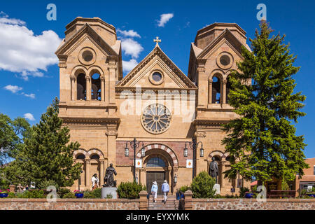 La Basilique Cathédrale de Saint François d'assise à Santa Fe, Nouveau Mexique, USA. Banque D'Images