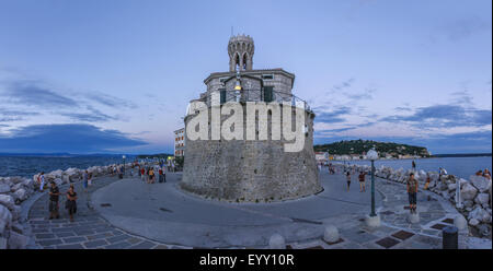 Phare, Piran, littoral slovène, Istrie, Slovénie Banque D'Images