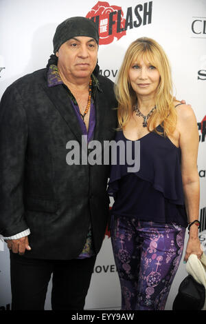 Steven Van Zandt et Maureen Van Zandt participant à la 'Ricki et le flash' New York premiere à AMC Lincoln Square Theatre Le 3 août 2015 à New York City/photo alliance Banque D'Images