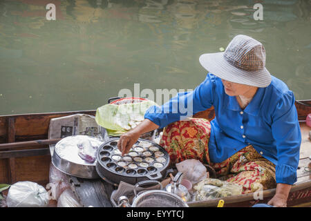 Marché flottant de Damnoen Saduak , Thaïlande Banque D'Images