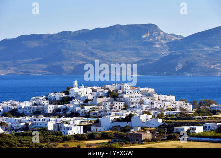 Village d'Adamas, ville principale de l'île de Milos, Cyclades, Grèce, Adamas, Milos Banque D'Images