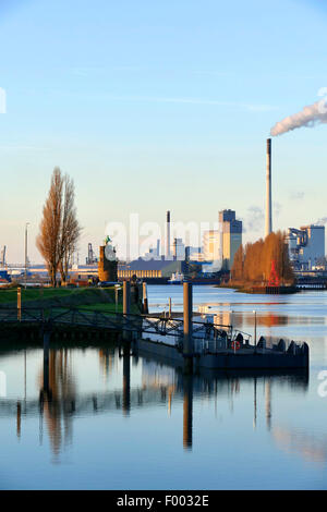 Fleuve Weser et d'Bremen-Hafen, Allemagne, Bremen Banque D'Images