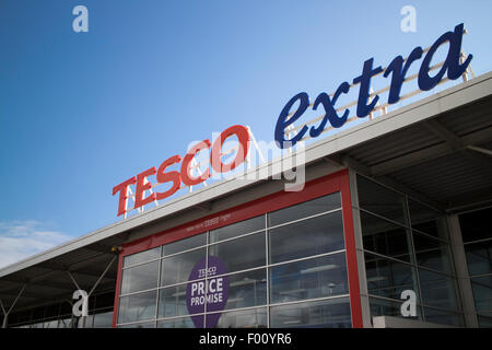 Extra tesco superstore à St Helens uk Banque D'Images