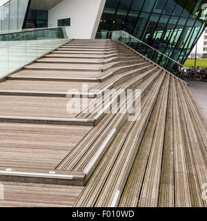 Entrée de l'EYE Film Institute à Amsterdam, conçu par les architectes Delugan Meissl Banque D'Images