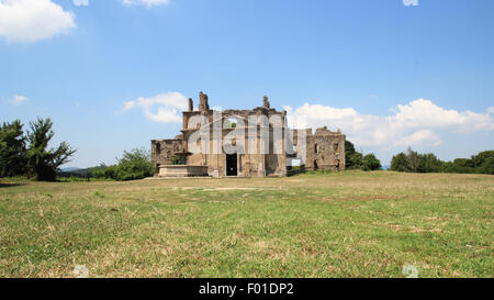 Canale Monterano, San Bonaventura église abandonnée à Monterano Vecchia, Italie Banque D'Images