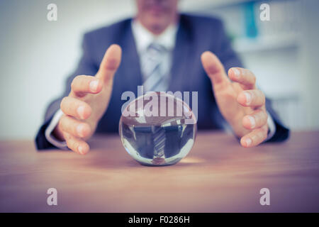 Les prévisions d'affaires d'une boule de cristal Banque D'Images