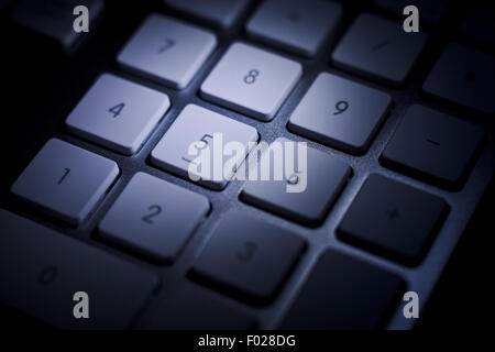 Pavé numérique du clavier aluminium foncé détails Banque D'Images