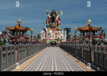 Sur le pavillon de l'î Chi Lotus Lake, Kaohsiung, Taiwan Banque D'Images