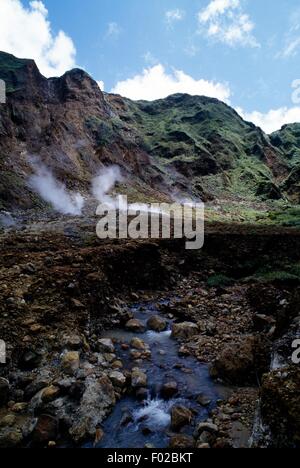 Les fumerolles dans la vallée de la Désolation zone volcanique, la Dominique. Banque D'Images