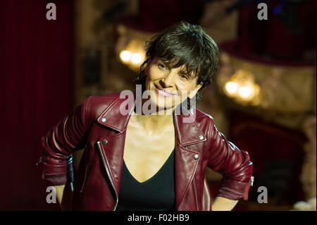 Edimbourg, Royaume-Uni, 6 août 2015. Juliette Binoche dans le King's Theatre avant l'ouverture de 'Antigone' au Festival International d'Édimbourg Crédit : Jeremy Abrahams / Alamy Live News Banque D'Images