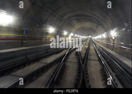 Milan (Italie), la ligne 5 de métro automatique Banque D'Images