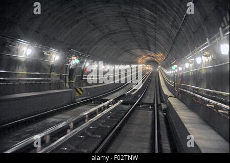 Milan (Italie), la ligne 5 de métro automatique Banque D'Images