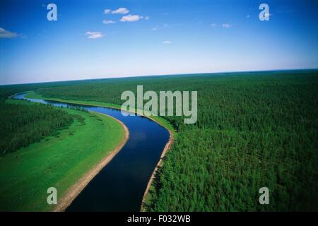 Vue aérienne de la rivière Yenisey - environs d'Igarka, Sibérie, Russie Banque D'Images