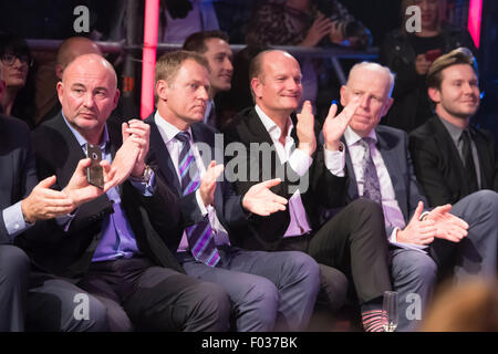 Sydney, Australie. 5 Août, 2015. Chefs d'entreprise (L-R), Ian Moir (Woolworths Holdings Ltd), Peter Tonagh (Newscorp), Iain Nairn (David Jones), Julian Clarke Newscorp (Australie) et Nick Smith (éditeur NewsCorp). Credit : MediaServicesAP/Alamy Live News Banque D'Images