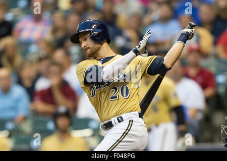 Milwaukee, WI, USA. Le 05 août, 2015. Milwaukee Brewers catcher Jonathan Lucroy # 20 en action au cours de la partie de baseball de ligue majeure entre les Milwaukee Brewers et San Diego Padres au Miller Park de Milwaukee, WI. John Fisher/CSM/Alamy Live News Banque D'Images