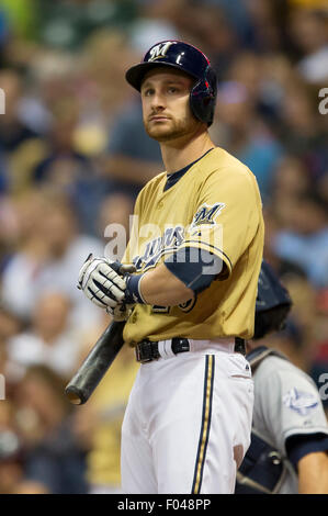 Milwaukee, WI, USA. Le 05 août, 2015. Milwaukee Brewers catcher Jonathan Lucroy # 20 étapes pour la plaque dans la Major League Baseball match entre les Milwaukee Brewers et San Diego Padres au Miller Park de Milwaukee, WI. John Fisher/CSM/Alamy Live News Banque D'Images