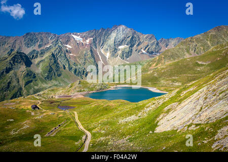 Le parc national de Stelvio, Gavia Pass, Valfurva, Alpes, ITALIE - Le Lac Noir Banque D'Images