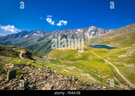 Le parc national de Stelvio, Gavia Pass, Valfurva, Alpes, ITALIE - Le Lac Noir Banque D'Images