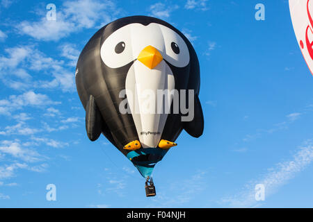 Bristol, Royaume-Uni. Le 06 août, 2015. Le premier jour de la 37e Bristol International Balloon Fiesta a eu lieu à Ashton Court. L'événement, considérée comme le plus important de ce type en Europe, est d'une durée de quatre jours, le jeudi 6 au dimanche 9 août. Bristol, UK, 6 août 2015. Credit : Redorbital Photography/Alamy Live News Banque D'Images