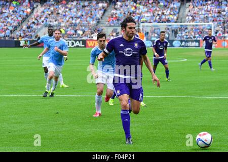 Le Bronx, New York, USA. 26 juillet, 2015. Kaka (Orlando), le 26 juillet 2015 - Football/soccer : match de Major League Soccer entre New York City FC 5-3 Orlando City SC au Yankee Stadium dans le Bronx, New York, United States. © Hiroaki Yamaguchi/AFLO/Alamy Live News Banque D'Images