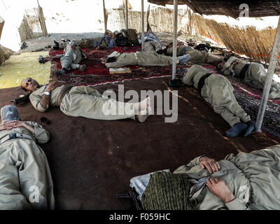 Erbil, Irak. 07Th Aug 2015. PDKI mouvement est dans la frontière de l'Iran qui était de 1 kilomètres de l'Iran et les troupes étaient les Peshmergas séjours. Comme l'Iran déclaration officielle sur la télévision, ils parlent de la façon dont elle affecte l'Iran dans l'armée de siège social à Qandil Mont avec 5 000 militaires et 100 chars de logistique Piranshahr border qui étaient espionnage chaque fois que quelqu'un va passer la frontière, se faire tuer. Credit : Jawdat Ahmad/Pacific Press/Alamy Live News Banque D'Images