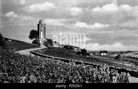 Géographie / Voyage, Allemagne, Zellertal, Rhénanie-Palatinat, monuments, cenotaphe du guerrier, construit en 1928, architecte: Alfons Brandt, vue, carte postale, années 1930, droits-supplémentaires-Clearences-non disponible Banque D'Images