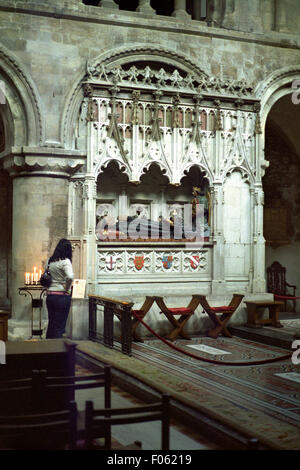 L'Angleterre, Londres, Southwark, Cathédrale de Southwark, avant Rahere tombe. Banque D'Images