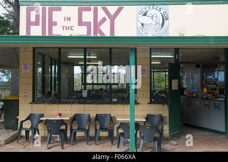 Tarte dans le Sky moto club café sur l'ancienne autoroute du pacifique, Cowan, nouvelle galles du Sud, australie. Point de rencontre populaire pour les motocyclistes Banque D'Images