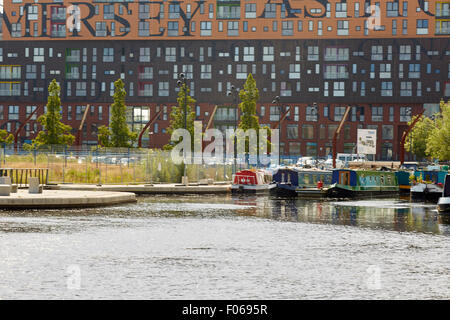 Les 2009 jetons est un immeuble résidentiel, à côté de l'Ashton Canal, à New Islington, Manchester, Angleterre. Historica Banque D'Images