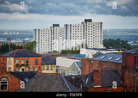 Maison Crossbank Summervale, conseil Immobilier Appartements Manchester Street, Greater Manchester Oldham en banlieue banlieue village ville collectivités locales s Banque D'Images