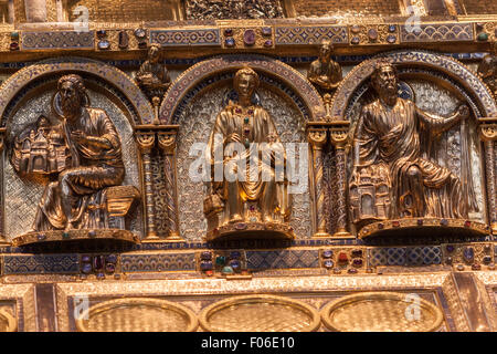 Détail de la châsse des Rois Mages à la cathédrale de Cologne. Kölner Dom, Banque D'Images