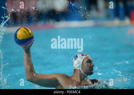 Kazan, Russie. 8e août, 2015. Andro Buslje de Croatie fait concurrence au cours men's water-polo match final entre la Croatie et la Serbie lors de championnats du monde de la FINA à Kazan, Russie, le 8 août 2015. La Serbie a gagné 11-4. © Pavel Bednyakov/Xinhua/Alamy Live News Banque D'Images