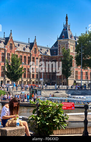 La gare centrale d'Amsterdam, Pays-Bas Banque D'Images