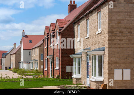 Champs Saxon Bellway nouveau développement immobilier, Bicester, Oxfordshire, Angleterre, Royaume-Uni Banque D'Images