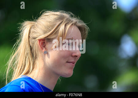 Hannah Barnes (UnitedHealthcare) avant le début de la phase finale de l'Aviva Women's Tour 2015, Marlow Banque D'Images