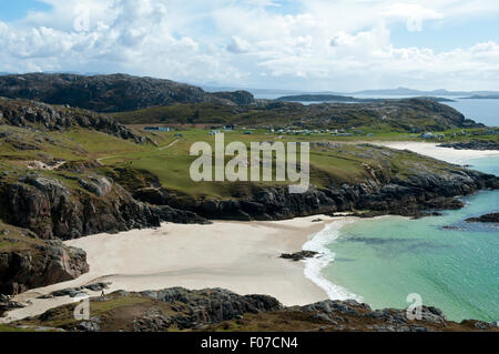 Une plage à Achmelvich Bay, près de Lochinver, Sutherland, Scotland, UK Banque D'Images