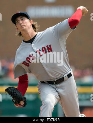 Detroit, Michigan, USA. 30 juillet, 2015. Le lanceur partant des Boston Red Sox Henry Owens (60) fournit le terrain pendant un match de saison régulière entre les Tigers de Detroit et les Red Sox de Boston à Comerica Park à Detroit, Michigan. Brent Clark/CSM/Alamy Live News Banque D'Images