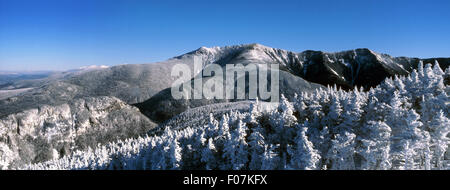 Mt. Lafayette vu de cannon Mt. dans les Montagnes Blanches du New Hampshire, USA Banque D'Images