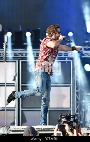 D'Oro-Medonte, de l'Ontario, Canada. 9 août 2016. Thomas Rhett effectue le jour 4 des bottes et des Cœurs Music Festival 2015 à Burl's Creek Motifs de l'événement. Credit : EXImages/Alamy Live News Banque D'Images