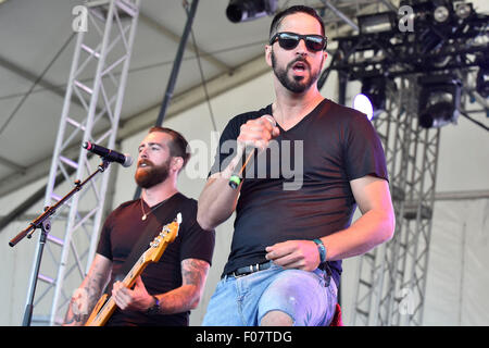 D'Oro-Medonte, de l'Ontario, Canada. 9 août 2016. Dang les Rattlers effectue le jour 4 des bottes et des Cœurs Music Festival 2015 à Burl's Creek Motifs de l'événement. Credit : EXImages/Alamy Live News Banque D'Images